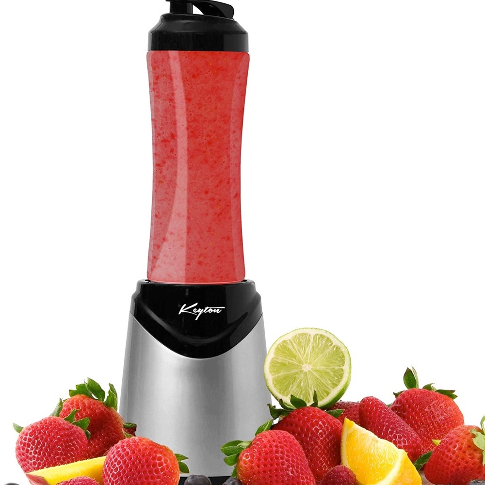 Personal blender with Travel Lid